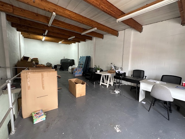 To Let commercial Property for Rent in Maitland Western Cape